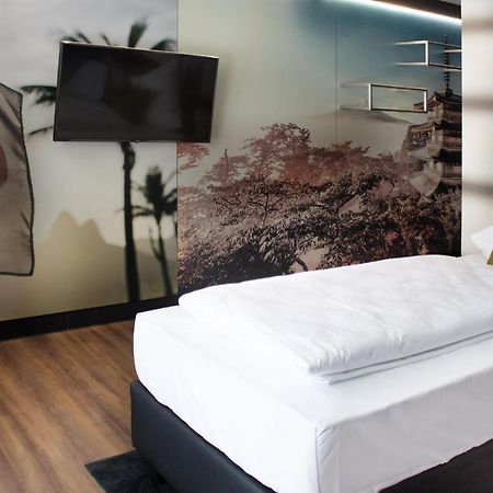 Ru Hotel By Wmm Hotels รูโดลชตัดท์ ภายนอก รูปภาพ