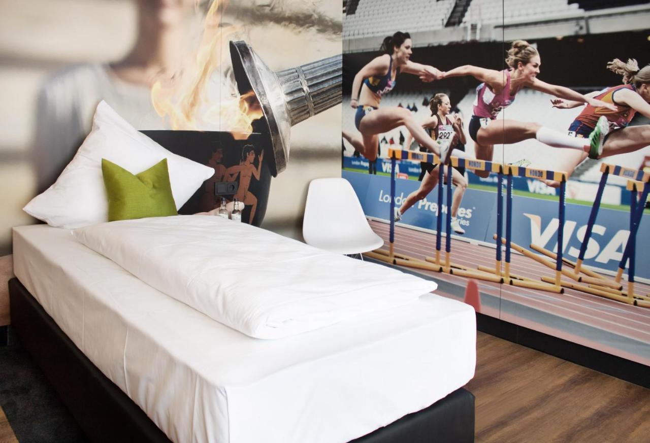Ru Hotel By Wmm Hotels รูโดลชตัดท์ ภายนอก รูปภาพ